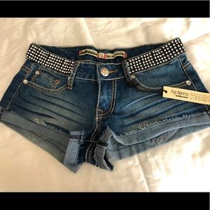 Dollhouse “The Sienna” *bling* Jean shorts. size 3
